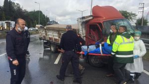 Gebze D100'de 10 araç birbirine girdi