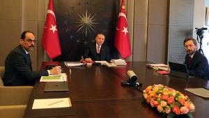 Herkesin merakla beklediği Cumhurbaşkanlığı kabinesi toplandı