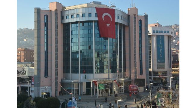 İzmit Belediyesi yazılım uzmanı alacak