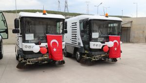 İzmit'te temizlik araçlarını kadın şoförler kullanacak
