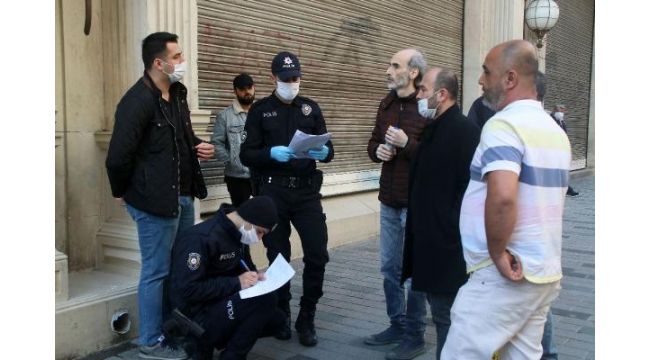 Kocaeli'de maske takmayanlara ceza yazıldı