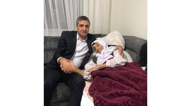Özkan Gedik'ten Anneler Günü mesajı