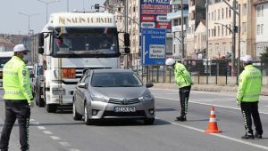 Seyahat yasağının kalkacağı tarih belli oldu! Kocaeli, İstanbul ve Ankara dahil...