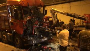 TEM’de 5 tır birbirine girdi!