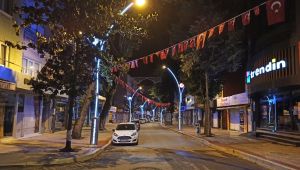 Zincirlikuyu Caddesi ışıl ışıl oldu