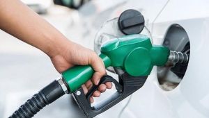 Akaryakıta çifte zam geliyor