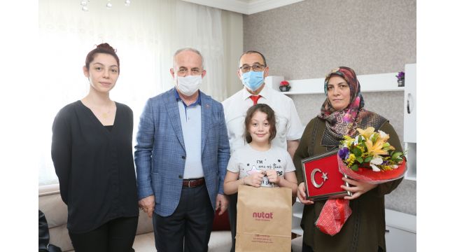 Babalar Günü’nde anlamlı ziyaret