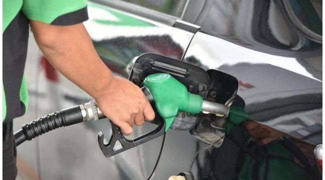 Benzine yine zam geldi!