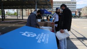 Büyükşehir'den ücretsiz maske ve seccade