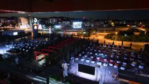 Gebze Center arabada sinema keyfi yaşattı