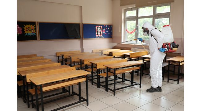 Gebze’de okullar dezenfekte edildi