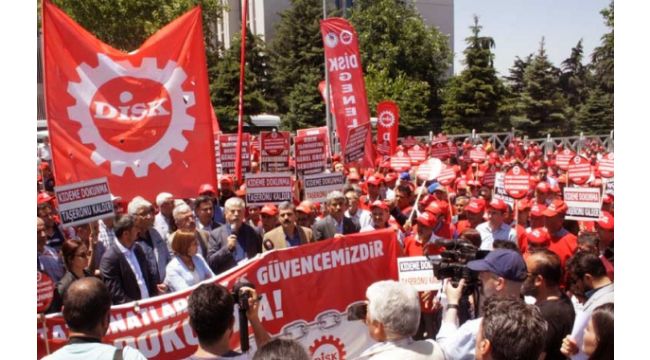 Kocaeli'de Türk-İş ve DİSK kıdem için açıklama yapacak