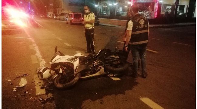 Otomobil ile motosiklet çarpıştı: 2 yaralı