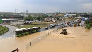 Sele teslim olan Dilovası'nda tahliye devam ediyor