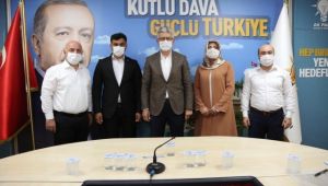 2 meclis üyesi AK Parti'ye transfer oldu