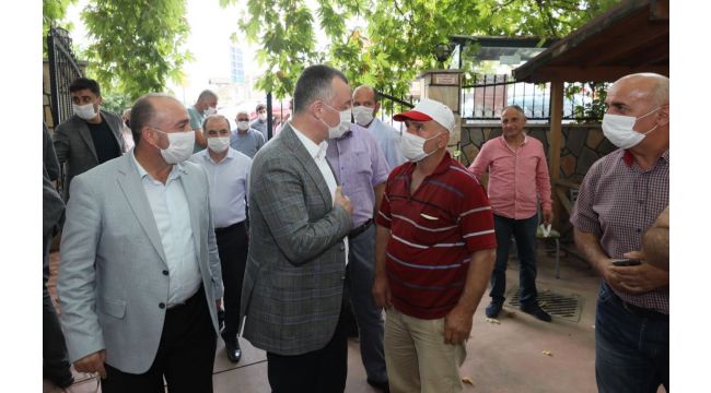 Başkan Büyükakın, Gölcük’ü karış karış gezdi