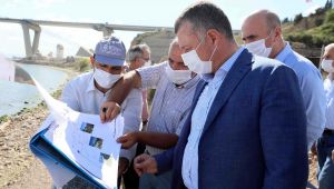 Büyükakın, sahil düzenlemesini yerinde inceledi