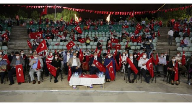 Darıca’da demokrasi nöbeti