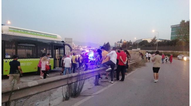 Dilovası’nda yolcu otobüsünde yangın çıktı