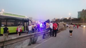 Dilovası’nda yolcu otobüsünde yangın çıktı