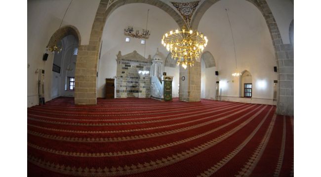 Gebze'de camiler bayrama hazırlanıyor