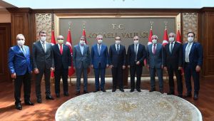 Gebzeli heyet Vali Yavuz'a konuk oldu
