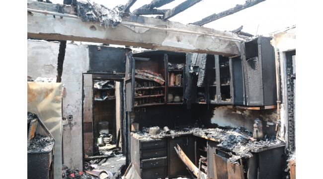 İtfaiye ekiplerinin alevlerin arasından kurtardığı yaşlı kadın konuştu