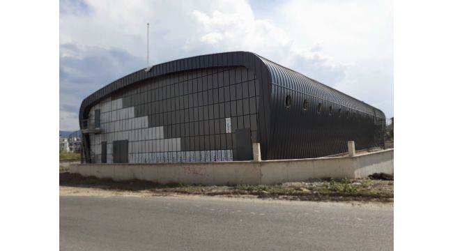 Kartepe İHL Spor Salonu’nun çevre imalatı başladı