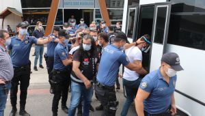 Kocaeli’de çek-senet çetesi çökertildi: 10 gözaltı