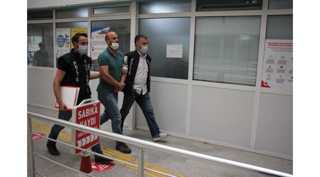 Kocaeli’de husumetlisini iş yeri önünde silahla ağır yaraladı