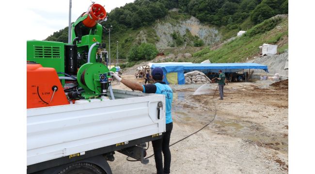 Kurban satış yerleri ilaçlanıyor