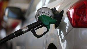 Motorinden sonra benzine de zam geliyor!