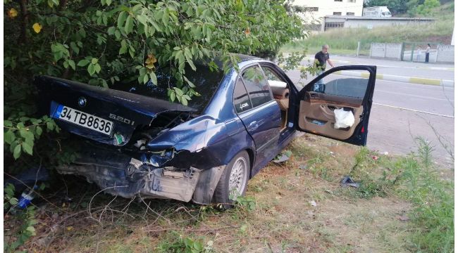 Otomobil ile hafif ticari araç çarpıştı: 1 yaralı