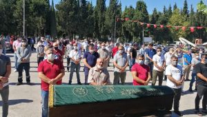 Taş motorunu tamir etmek isterken ölen 4 çocuk babası defnedildi