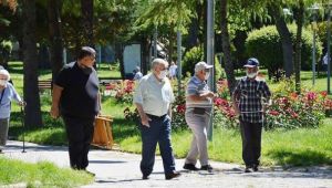 65 yaş üstüne yasak geldi! Ameliyatlar durduruldu