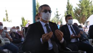 Selçuk'tan 17 Ağustos Depremi Şehitliği'ne ziyaret