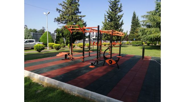 Büyükşehir ilk workout spor istasyonu Yahya Kaptan’da kuruldu