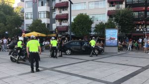 Çalıntı araçla kaçan şahısları polis yakaladı
