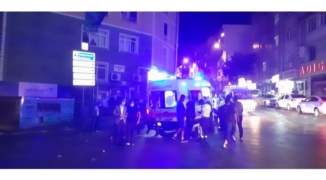 Dilovası’nda hafif ticari araçla motosiklet çarpıştı
