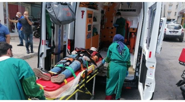 Gebze'de otomobil ile motosiklet çarpıştı