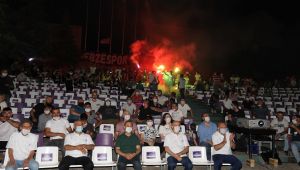 Gebzespor taraftarı Büyükgöz'ü coşkuyla karşıladı
