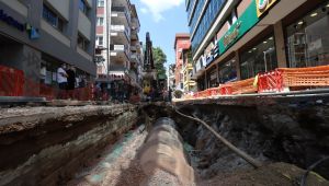 İzmit Alemdar Caddesi’nde iki vardiya çalışma yapılıyor