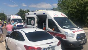 Kocaeli'de 2 otomobil kafa kafaya çarpıştı: 2’si çocuk 5 yaralı