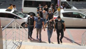 Kocaeli'de uyuşturucu satıcılarına operasyon