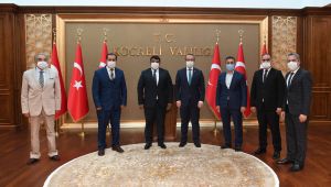 Ağrılılar Kocaeli Valisi Yavuz'a konuk oldu