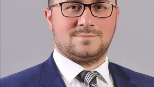 AK Parti Çayırova'da ibre Alim Baş'a döndü