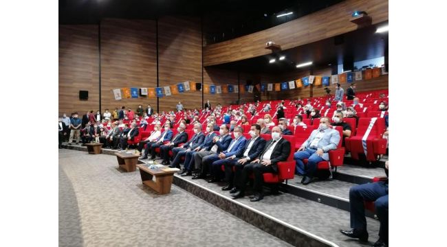 AK Çayırova'da kongre başladı! İşte yeni yönetim