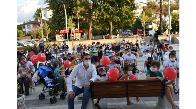 Başiskele’nin şanslı çocuklarına şenlik programları