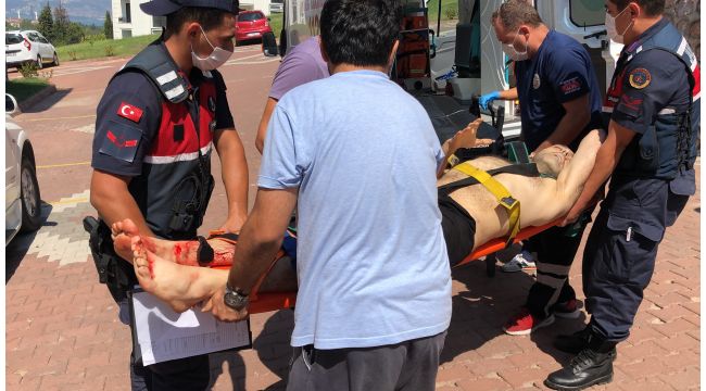 Cezaevinden ev hapsine çıkan vatandaşa evinde silahlı saldırı