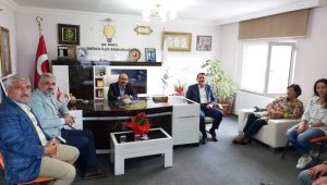 Eski başkanlardan Acay'a tebrik ziyareti